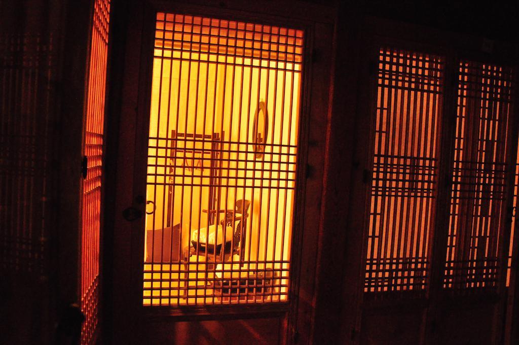 Hueahn Hanok Guesthouse Seoul Zimmer foto